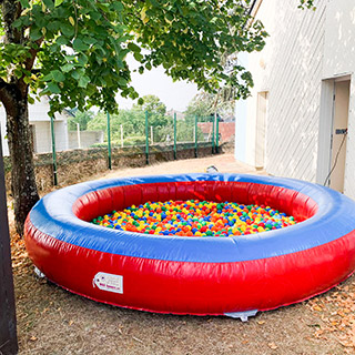 Piscine à balles